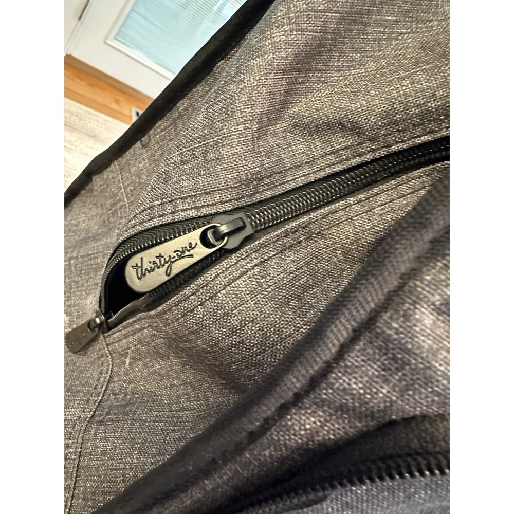 Thirty-one 31 Away We Go Roller Bag in Brushed Bloom Luggage Carry-on READ - Picture 2 of 9